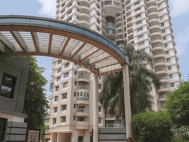 3 BHK Apartment in Palarivattom for resale Kochi. The reference number is 21281378