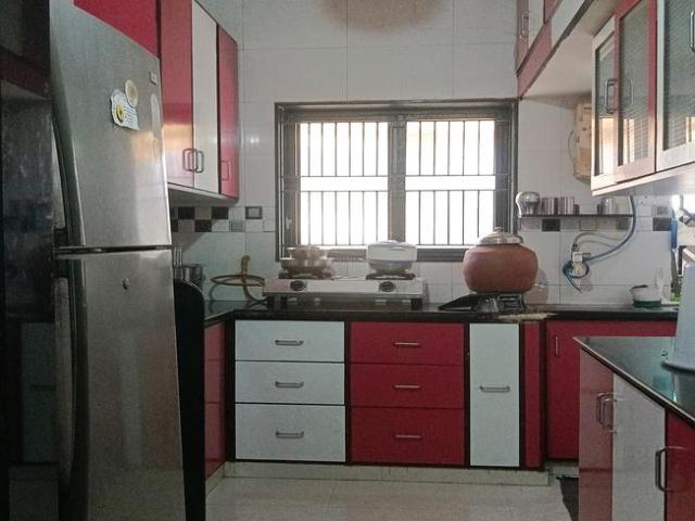 3 BHK Apartment in Paldi for resale Ahmedabad. The reference number is 19163452