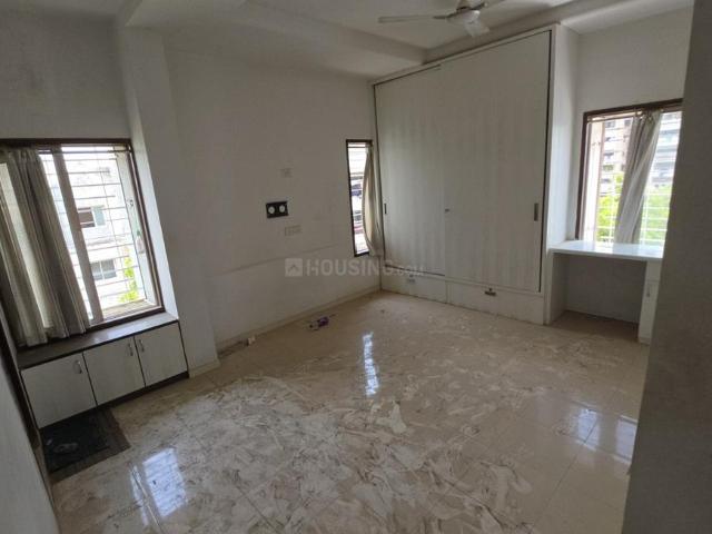 3 BHK Apartment in Paldi for resale Ahmedabad. The reference number is 20542415