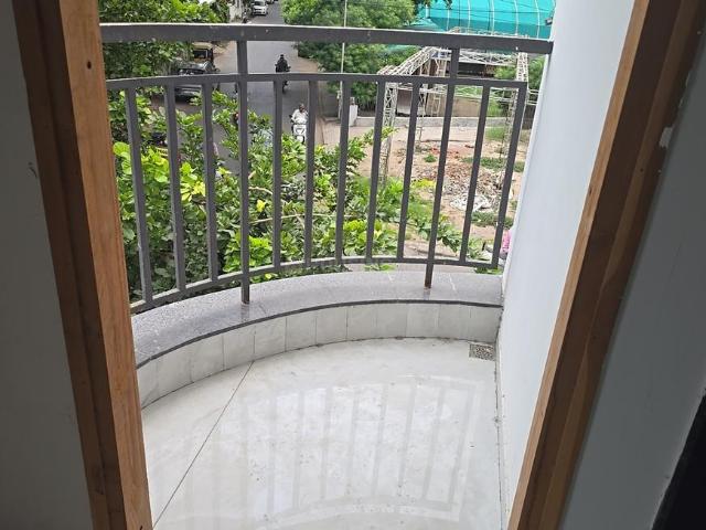 3 BHK Apartment in Paldi for resale Ahmedabad. The reference number is 21041751