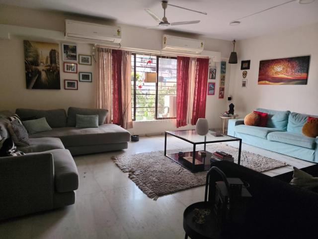 3 BHK Apartment in Pali Hill for rent Mumbai. The reference number is 21214969