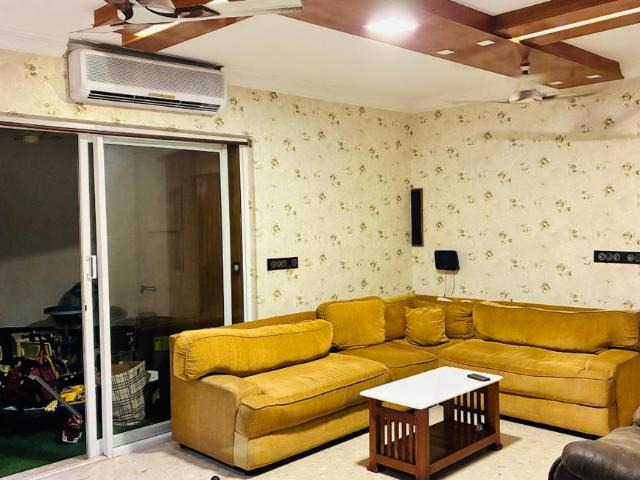 3 BHK Apartment in Panampilly Nagar for rent Kochi. The reference number is 20936110