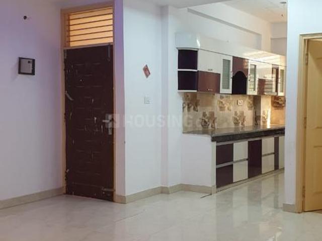 3 BHK Apartment in Pandav Nagar for resale Ghaziabad. The reference number is 21116388