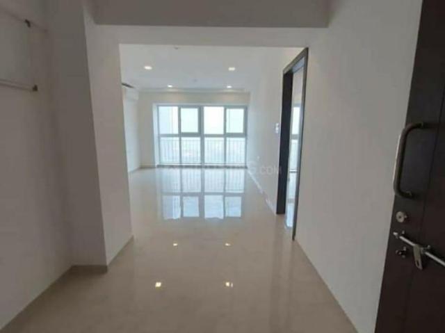 3 BHK Apartment in Parel for rent Mumbai. The reference number is 19061284