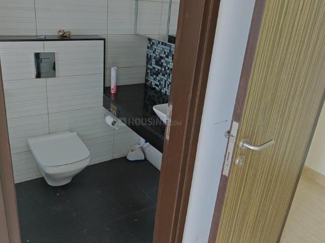 3 BHK Apartment in Parel for rent Mumbai. The reference number is 19459001