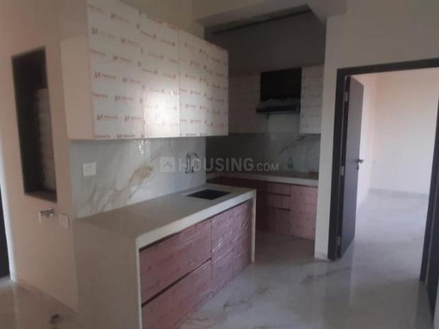 3 BHK Apartment in Parel for rent Mumbai. The reference number is 19941815