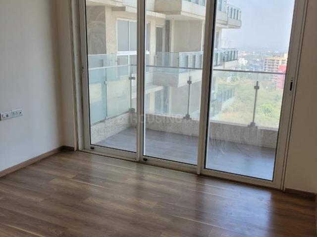 3 BHK Apartment in Parel for rent Mumbai. The reference number is 12430224