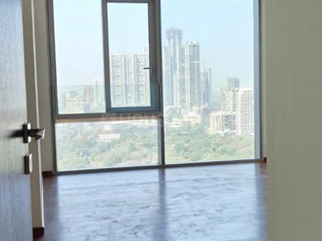 3 BHK Apartment in Parel for rent Mumbai. The reference number is 20276439