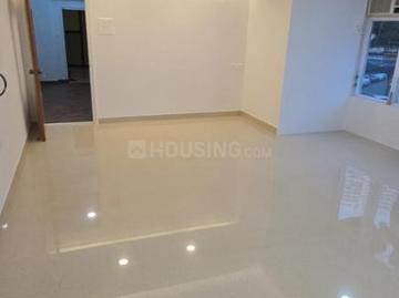 3 BHK Apartment in Parel for rent Mumbai. The reference number is 20526737