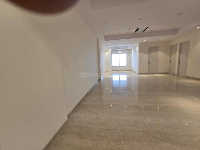 3 BHK Apartment in Parel for rent Mumbai. The reference number is 20683656