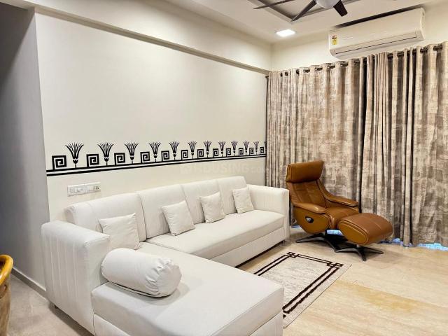 3 BHK Apartment in Parel for rent Mumbai. The reference number is 20808796