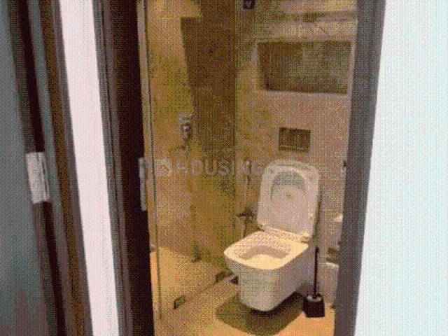 3 BHK Apartment in Parel for rent Mumbai. The reference number is 21165415