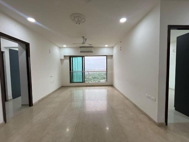 3 BHK Apartment in Parel for rent Mumbai. The reference number is 21182776