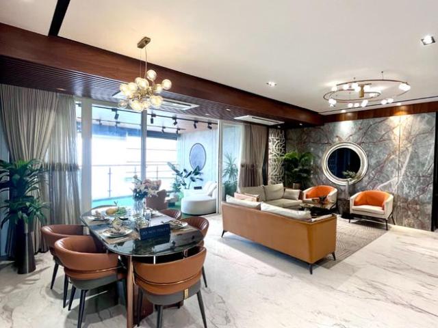 3 BHK Apartment in Parel for resale Mumbai. The reference number is 19173230