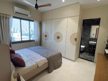 3 BHK Apartment in Parel for resale Mumbai. The reference number is 20570451