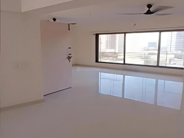 3 BHK Apartment in Parel for resale Mumbai. The reference number is 20204989