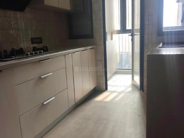3 BHK Apartment in Park Street Area for resale Kolkata. The reference number is 19099361