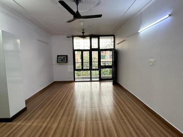 3 BHK Apartment in Paschim Vihar for rent New Delhi. The reference number is 16202376