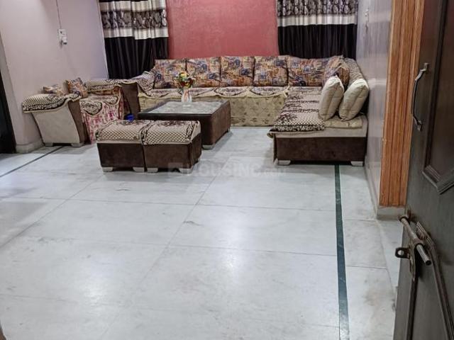 3 BHK Apartment in Paschim Vihar for resale New Delhi. The reference number is 13757755