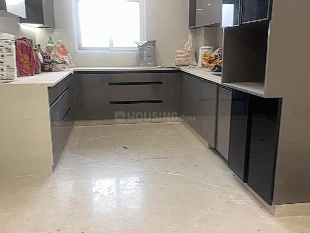 3 BHK Apartment in Paschim Vihar for resale New Delhi. The reference number is 17449767