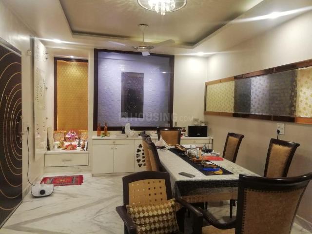 3 BHK Apartment in Paschim Vihar for resale New Delhi. The reference number is 19946116