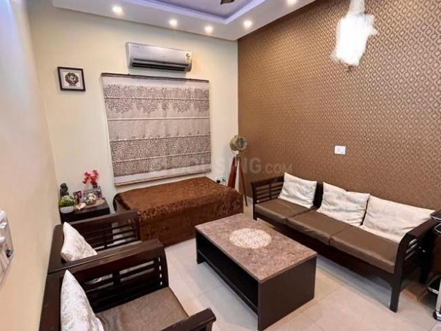 3 BHK Apartment in Paschim Vihar for resale New Delhi. The reference number is 19926467