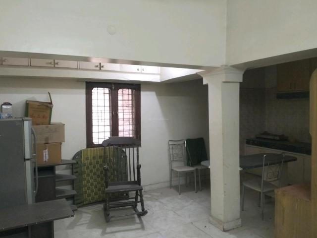 3 BHK Apartment in Paschim Vihar for resale New Delhi. The reference number is 20113218