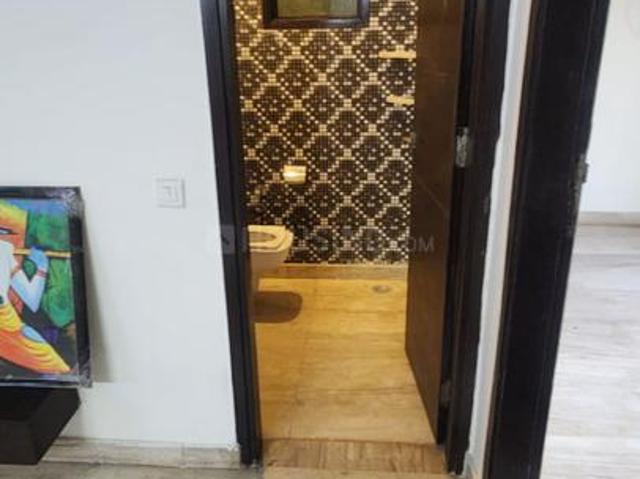 3 BHK Apartment in Paschim Vihar for resale New Delhi. The reference number is 19606274