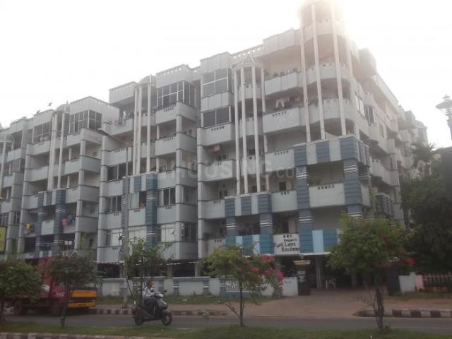 3 BHK Apartment in Pedda Waltair for rent Visakhapatnam. The reference number is 20423197