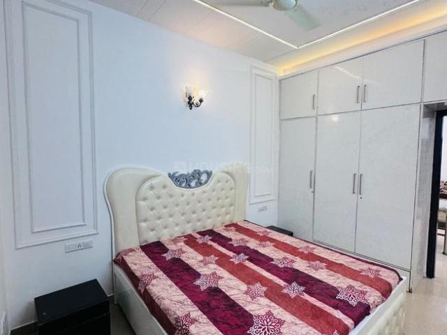 3 BHK Apartment in Peer Muchalla for resale Zirakpur. The reference number is 21268730