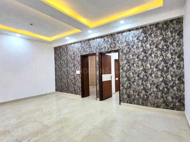 3 BHK Apartment in Peer Muchalla for resale Zirakpur. The reference number is 21333836