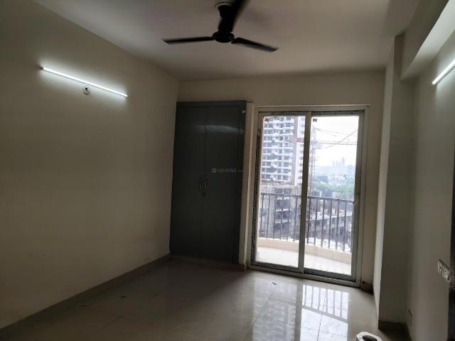 3 BHK Apartment in Phase 2 for rent Noida. The reference number is 21197802