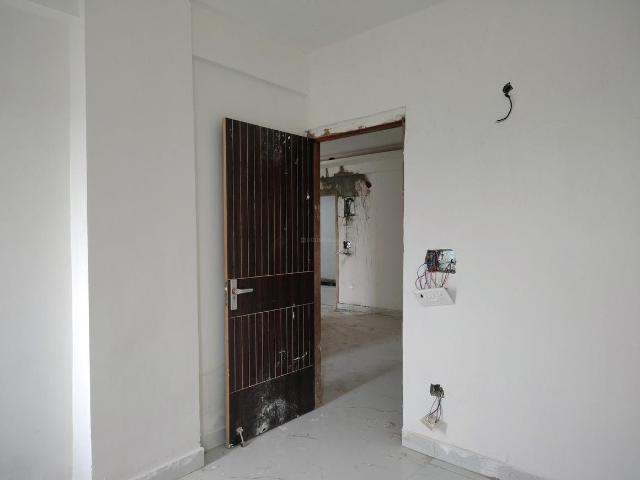 3 BHK Apartment in Phi IV for resale Greater Noida. The reference number is 19936035
