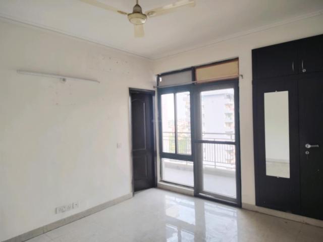 3 BHK Apartment in Phi II for rent Greater Noida. The reference number is 18751290