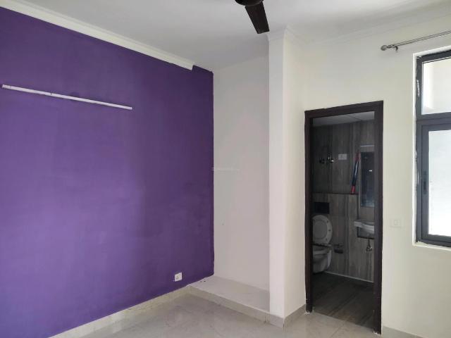 3 BHK Apartment in Phi II for rent Greater Noida. The reference number is 19586859