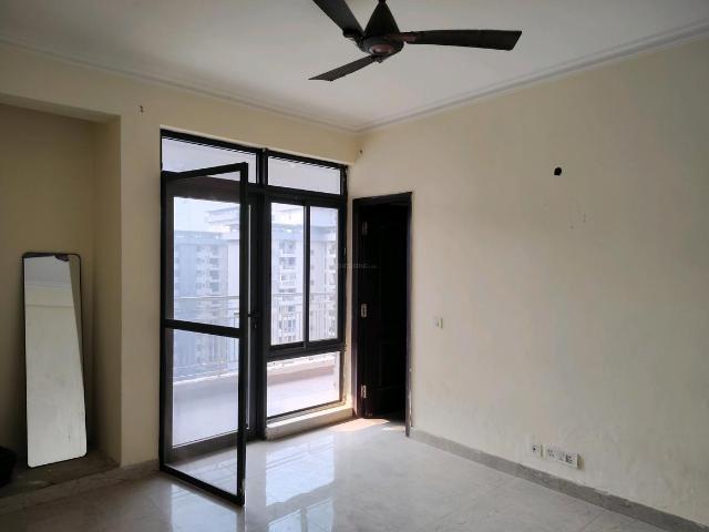 3 BHK Apartment in Phi II for rent Greater Noida. The reference number is 19866245