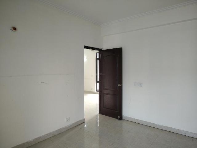 3 BHK Apartment in Phi II for rent Greater Noida. The reference number is 19866274