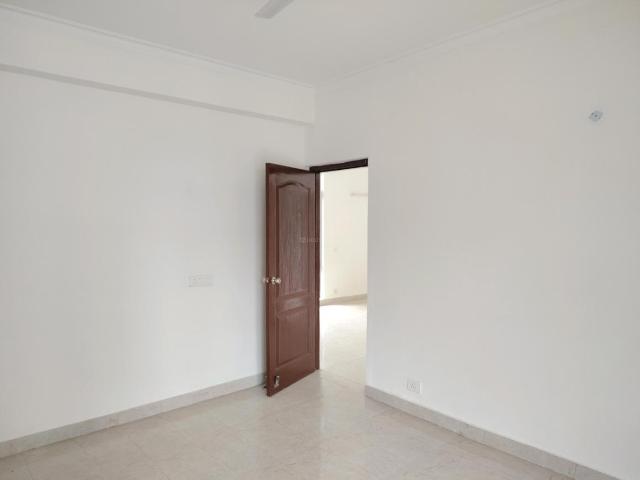 3 BHK Apartment in Phi II for rent Greater Noida. The reference number is 19319805