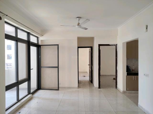 3 BHK Apartment in Phi II for rent Greater Noida. The reference number is 20664812