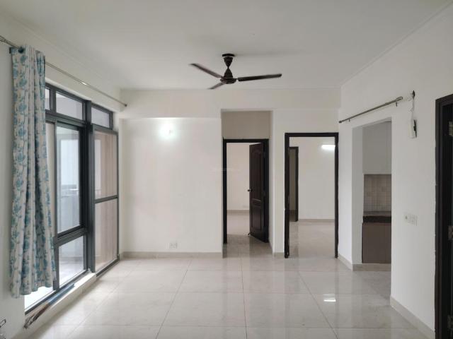 3 BHK Apartment in Phi II for resale Greater Noida. The reference number is 19860275