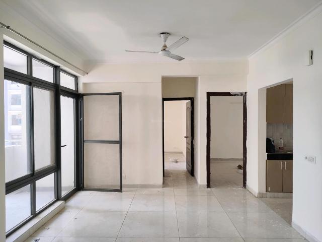 3 BHK Apartment in Phi II for resale Greater Noida. The reference number is 19865819