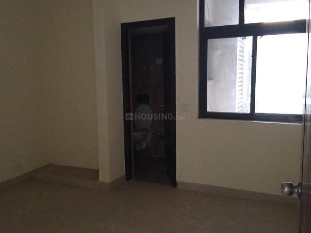 3 BHK Apartment in Phi II for resale Greater Noida. The reference number is 20356565