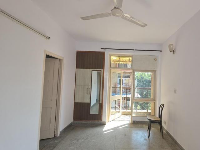 3 BHK Apartment in Pitampura for rent New Delhi. The reference number is 21334417