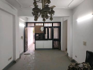 3 BHK Apartment in Pitampura for resale New Delhi. The reference number is 19111657