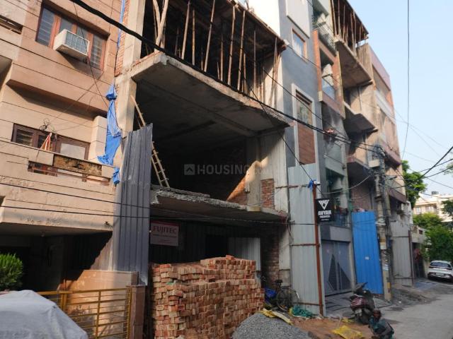 3 BHK Apartment in Pitampura for resale New Delhi. The reference number is 20694014