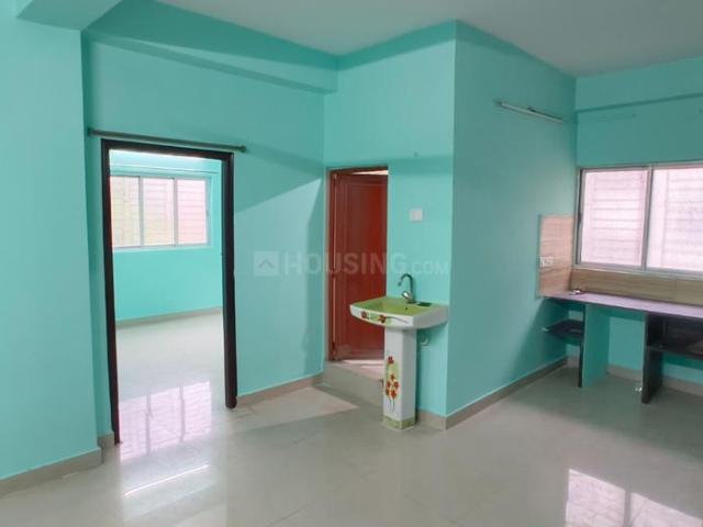 3 BHK Apartment in Picnic Garden for rent Kolkata. The reference number is 20574613