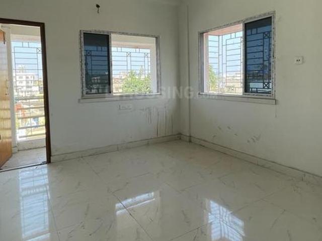 3 BHK Apartment in Picnic Garden for rent Kolkata. The reference number is 21060960