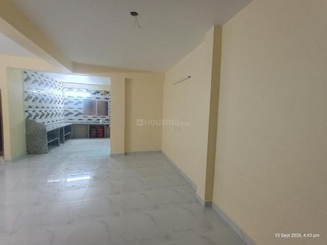 3 BHK Apartment in Picnic Garden for rent Kolkata. The reference number is 21130398