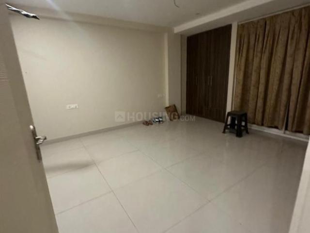 3 BHK Apartment in PR7 Airport Road for rent Zirakpur. The reference number is 20685445