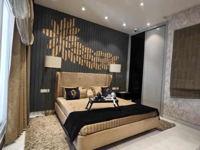 3 BHK Apartment in PR7 Airport Road for resale Zirakpur. The reference number is 19997174